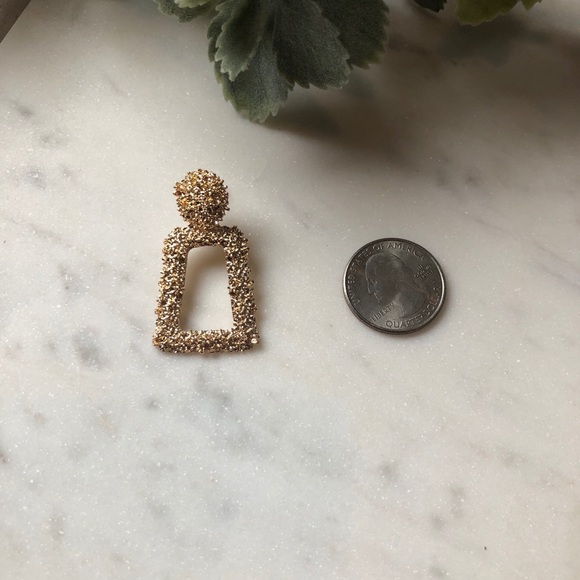 The Bessie - Textured Statement Earrings - Picture 4 of 4